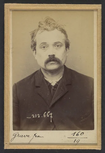 Grave. Jean. 38 ans, né le 16/10/54 à Breuil (Puy de Dôme). Typographe. Anarchiste. 9/1/94. by Alphonse Bertillon, photograph, 1894