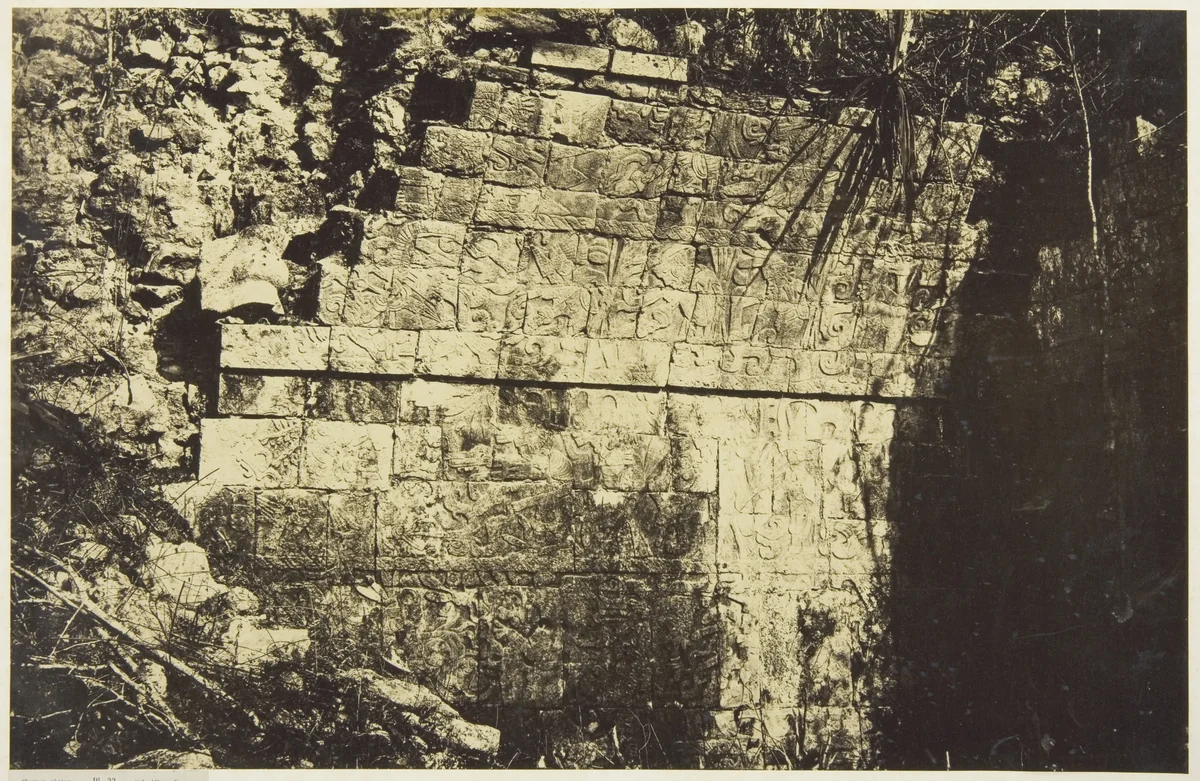 Palais Du Cirque à Chichen-Itza, Intérieur d'une salle by Désiré Charnay, photograph, 1859