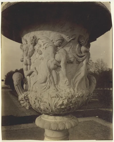 Versailles, Vase par Cornu by Jean-Eugène-Auguste Atget, photograph, 1904