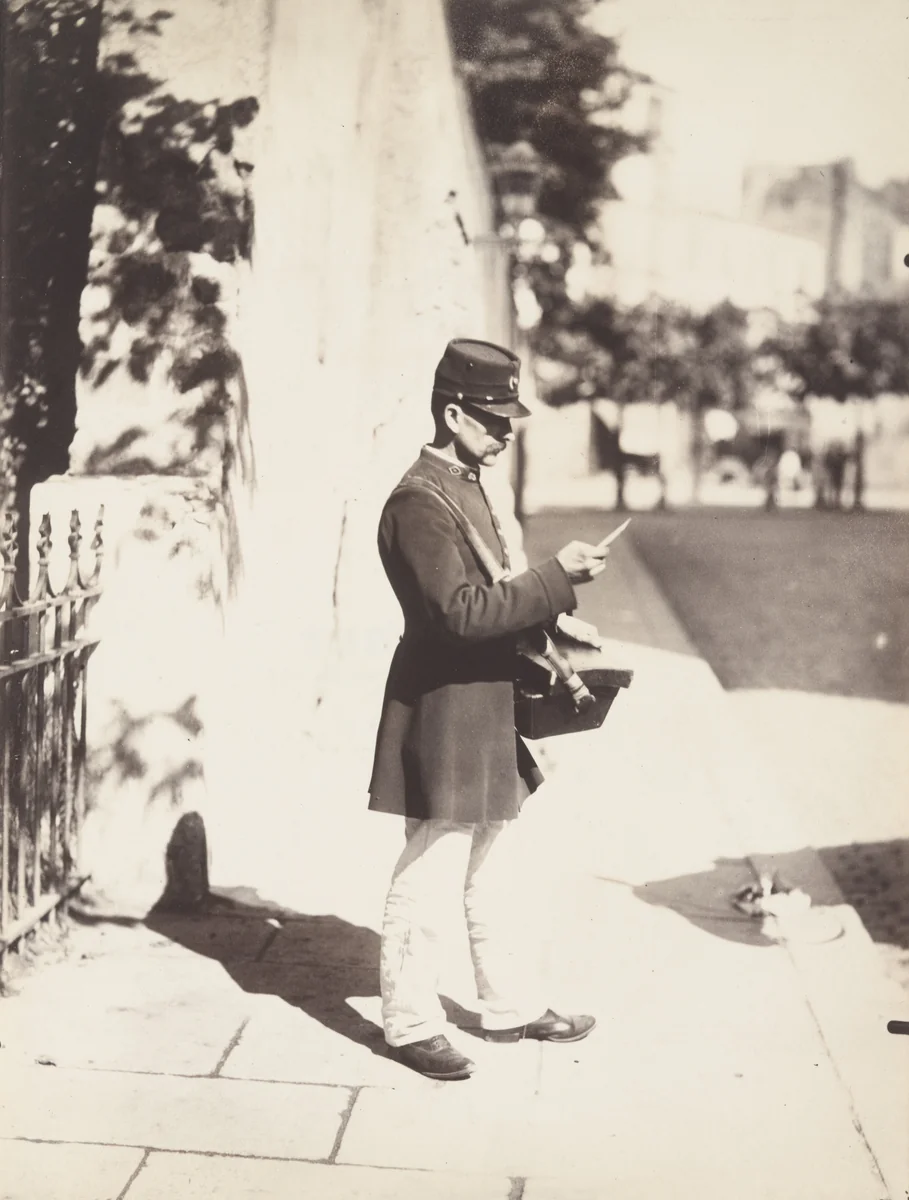 Facteur by Eugène Atget, photograph, 1899