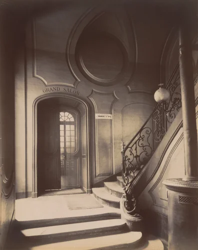 Ancien Monastere des Bénédictins anglais. 269 rue Saint-Jacques by Eugène Atget, photograph, 1905