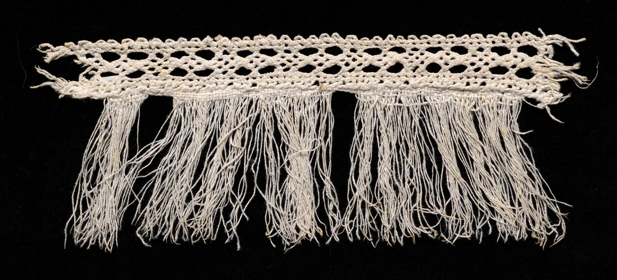 Bobbin Lace Insertion with Fringe by Unknown, textile, 1540-1560