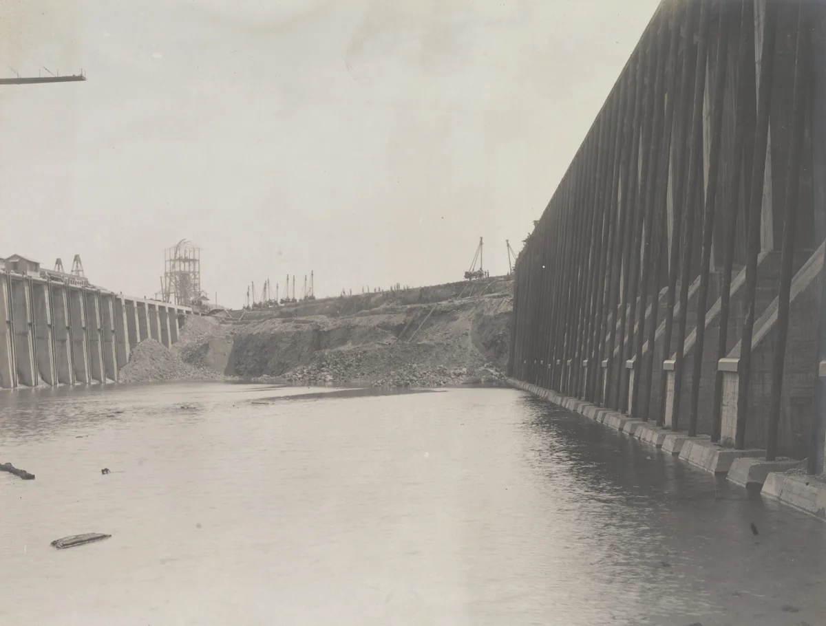 Balboa Terminals. Alongside of Entrance Pier before flooding by Unidentified Photographer, photograph, 1916