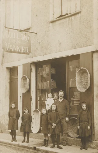 J. Guilleminot, Agen by Unidentified Photographer, photograph, 1905