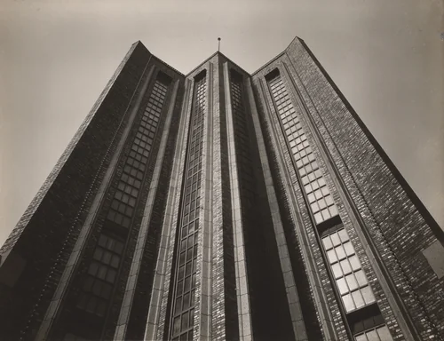 Untitled by Werner Mantz, photograph, 1925