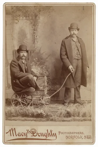 Untitled by Macy & Doughty, photograph, 1890-1899