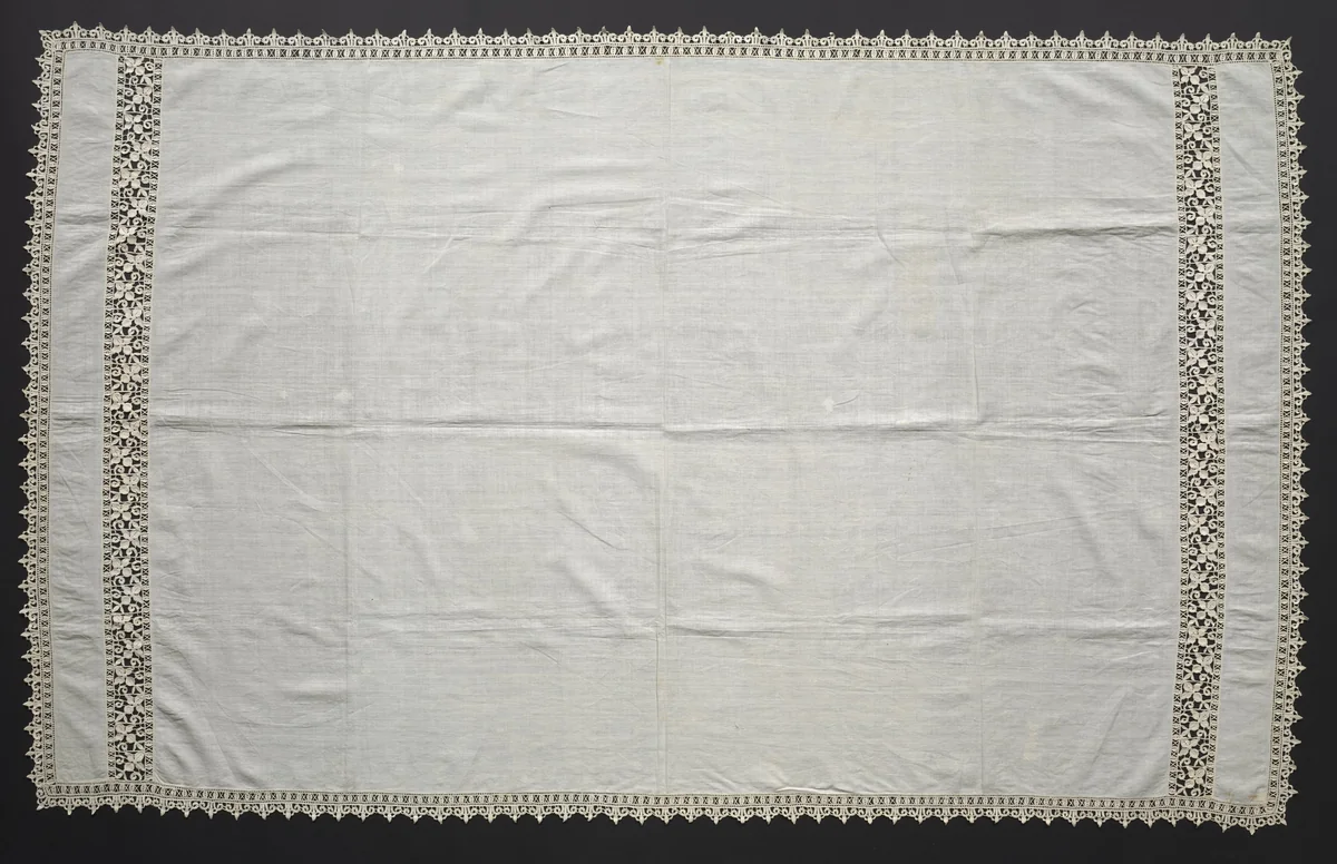 Needlepoint (Reticella) Lace Cloth by Unknown, textile, 1560-1599