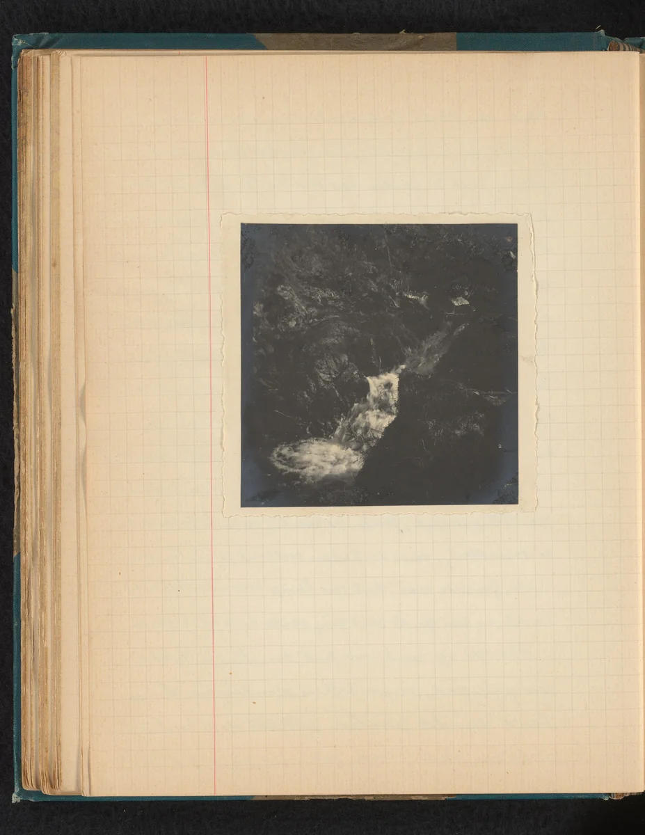 Waterval of kabbelende beek nabij Chateau de la Punta in Ajaccio, Corsica by Théodore van Lelyveld, book, 1902-1904