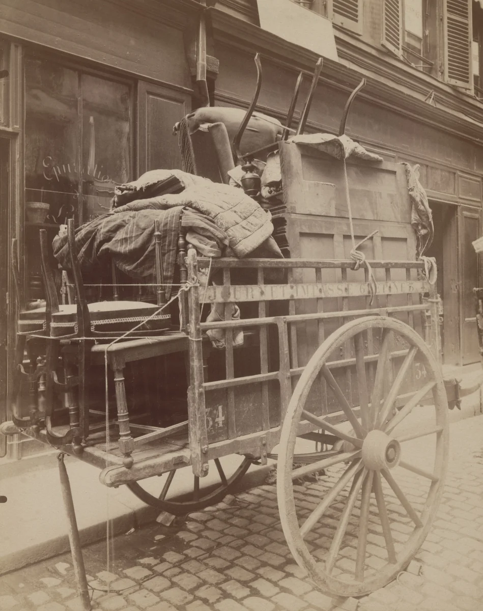 Untitled (voiture de deménagement) by Eugène Atget, photograph, 1908