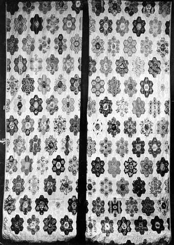 Curtain by England, textile, 1701-1900
