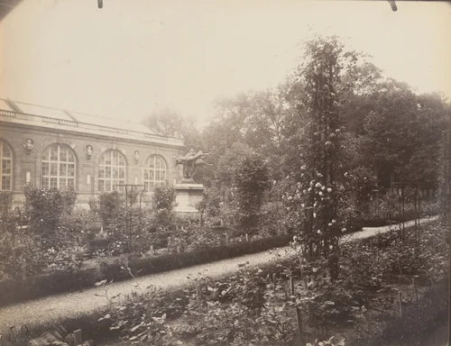 Luxembourg by Eugène Atget, photograph, 1919