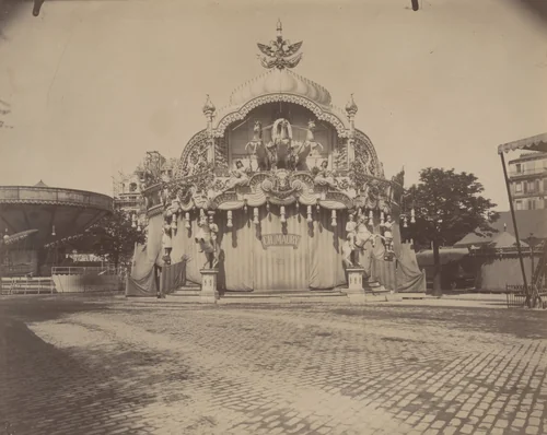 Fête de la Place du Trône by Eugène Atget, photograph, 1914