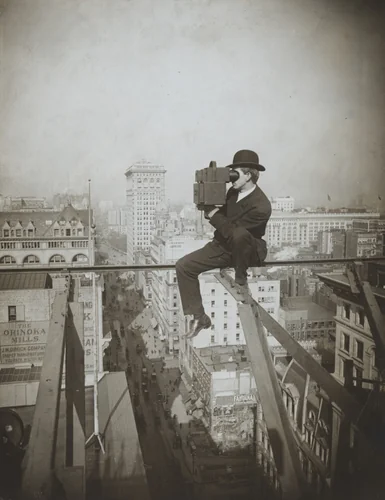 Above Fifth Avenue, Looking North by Underwood and Underwood, photograph, 1905