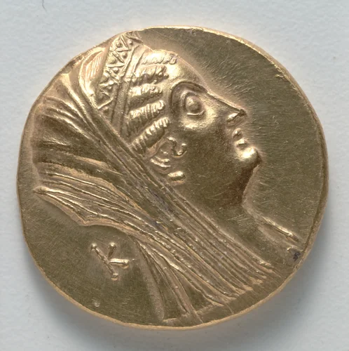 Octodrachm: Head of Arsinoe II, r. (obverse) by Unknown, metalwork, -205--145