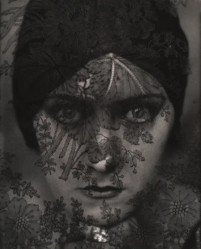 Gloria Swanson, New York by Edward Steichen, photograph, 1924