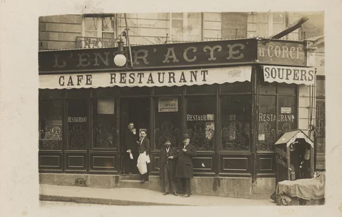 L’entracte, Paris by Unidentified Photographer, photograph, 1907