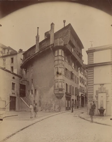 Beauvais, Palais de Justice by Eugène Atget, photograph, 1904