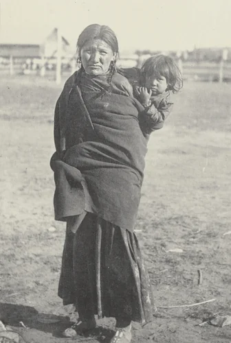 Without Education. Mrs. Black nail and child. Sioux by Frances Benjamin Johnston, photograph, 1899
