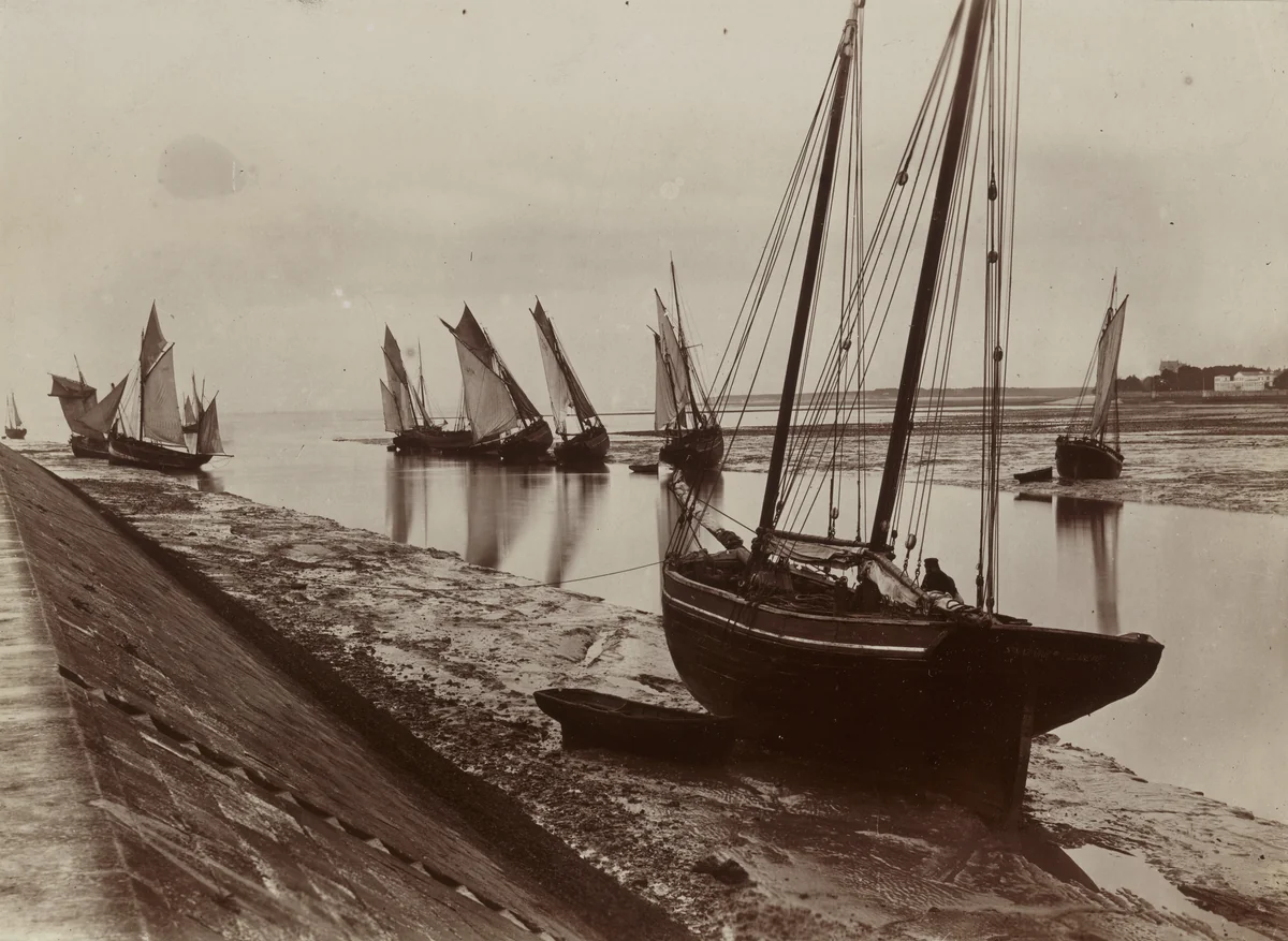 La Rochelle -- Bateaux by Eugène Atget, photograph, 1896