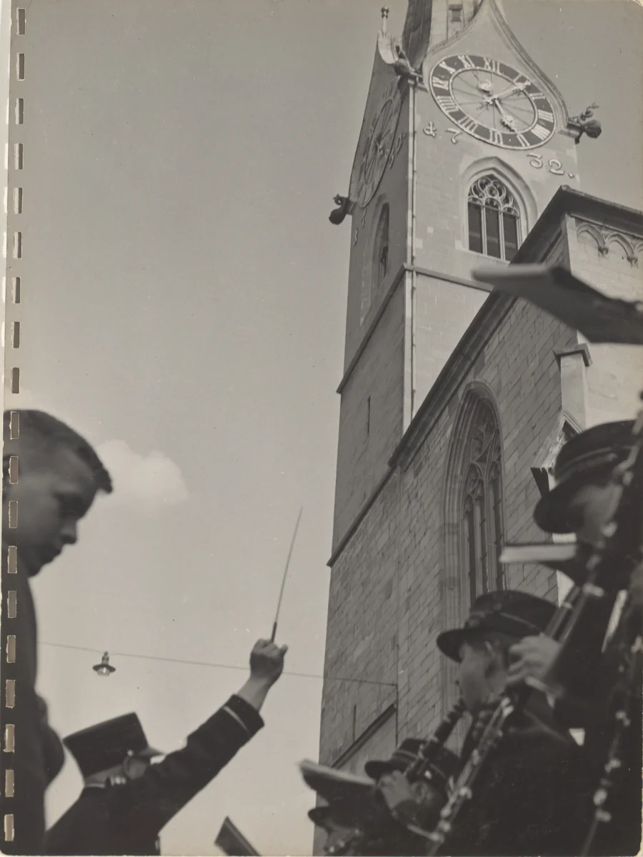 40 Fotos, page 6 by Robert Frank, photograph, 1946