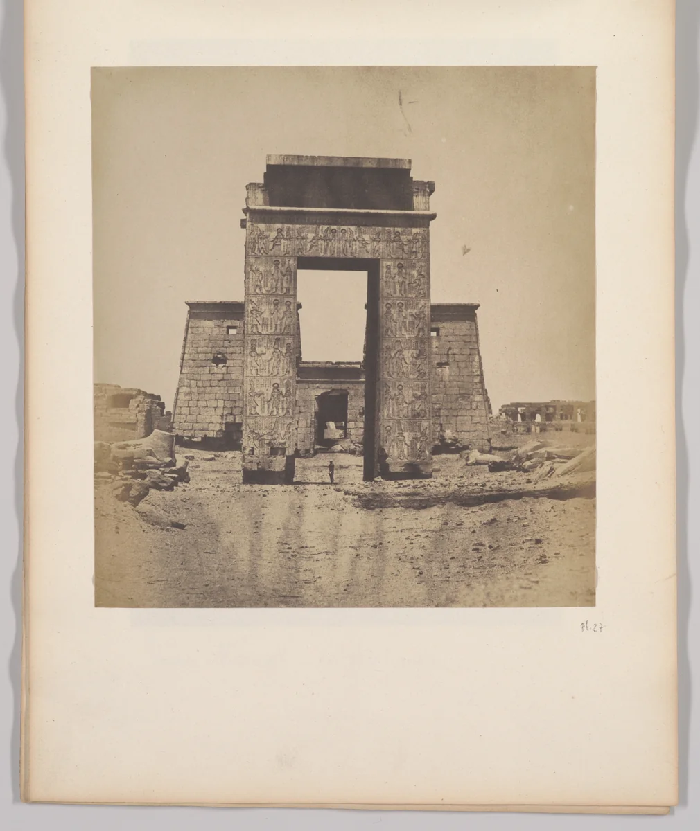 Karnak. Propylone du Temple de Khons. Hauteur 21 mèt.; largeur, 12 mèt. 50 c.; hauteur de la baie, 15 mèt. by Maxime Du Camp, photograph, 1849-1851