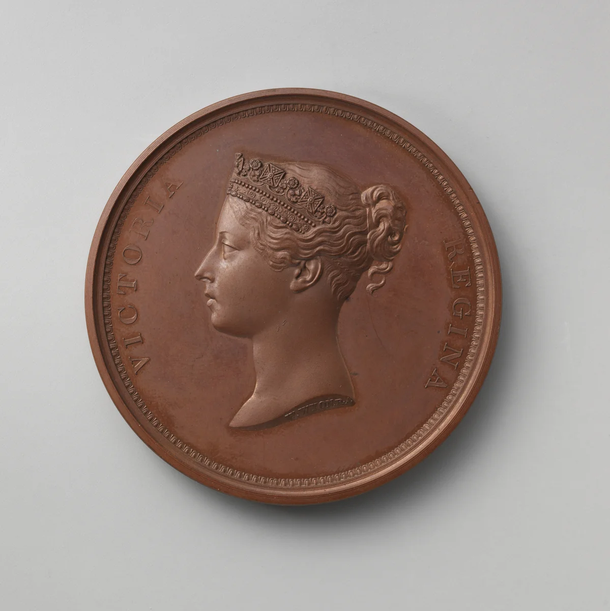 Queen's visit to the city in 1837 by William Wyon, metalwork, 1800-1899