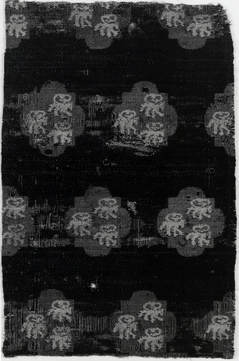 Fragment with the Gyr Family Coat of Arms by Germany, Cologne, textile, 1301-1400