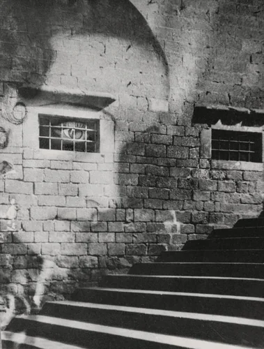 Stairway to the Cathedral (Subida a la catedral) by Kati Horna, photograph, 1938