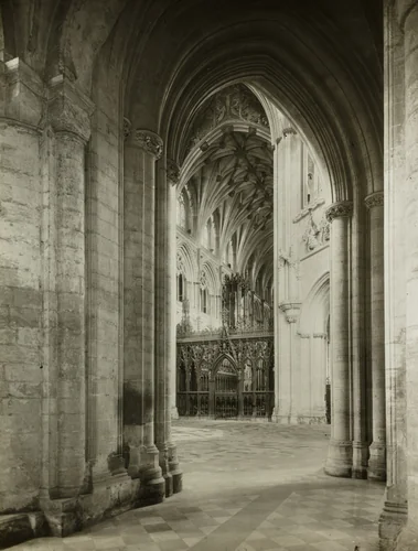 Ely Cathedral: Octagon from South Aisle by Frederick Evans, photograph, 1886-1896