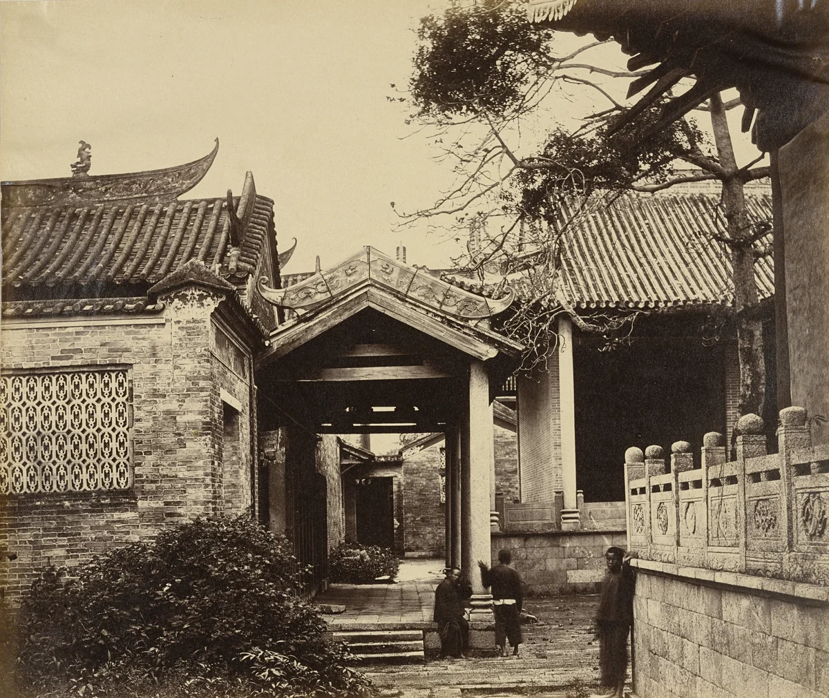 Name Hui Kung Temple, Canton by Felice Beato, photograph, 1860
