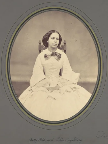Betty Held, vereh. Schön-Engelsberg by Franz Antoine, photograph, 1850-1869