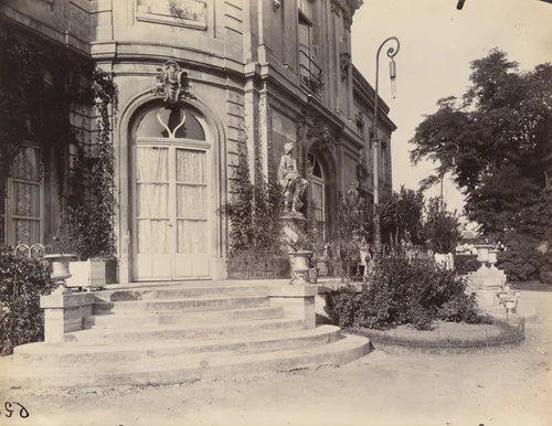 Asnières, Ancien chateau René Voyer d'Argenson by Eugène Atget, photograph, 1901