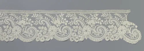 Strook gemengde kant met s-voluten by Maison Sacré, other, 1895