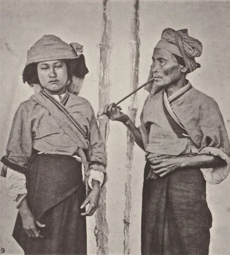Pepohoan Women by John Thomson, photograph, 1873