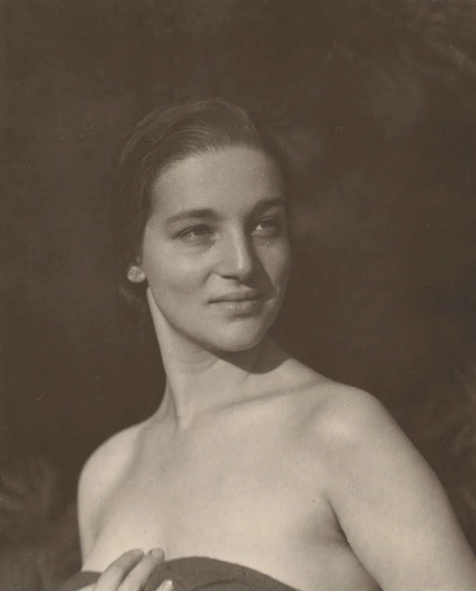 Eva Herrmann by Alfred Stieglitz, photograph, 1926