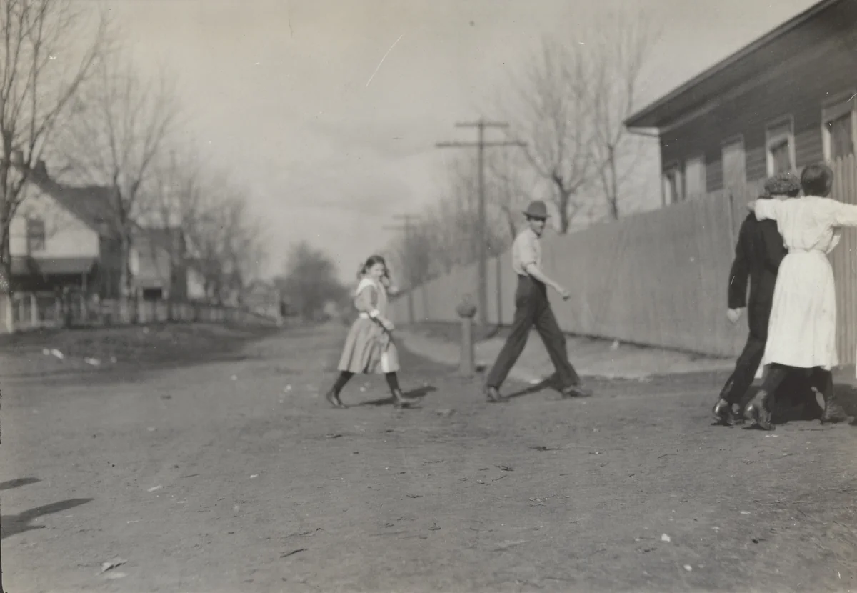 Merrimack Mills Workers, Huntsville, Alabama by Lewis Wickes Hine, photograph, 1913