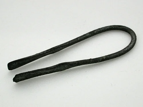 Tweezers by Egyptian, other, -1550--1295