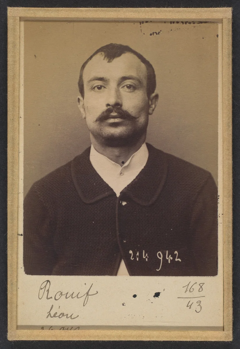 Rouif. Léon. 27 ans, né à Villethierry (Yonne). Garçon boucher. Anarchiste. 1/3/94. by Alphonse Bertillon, photograph, 1894
