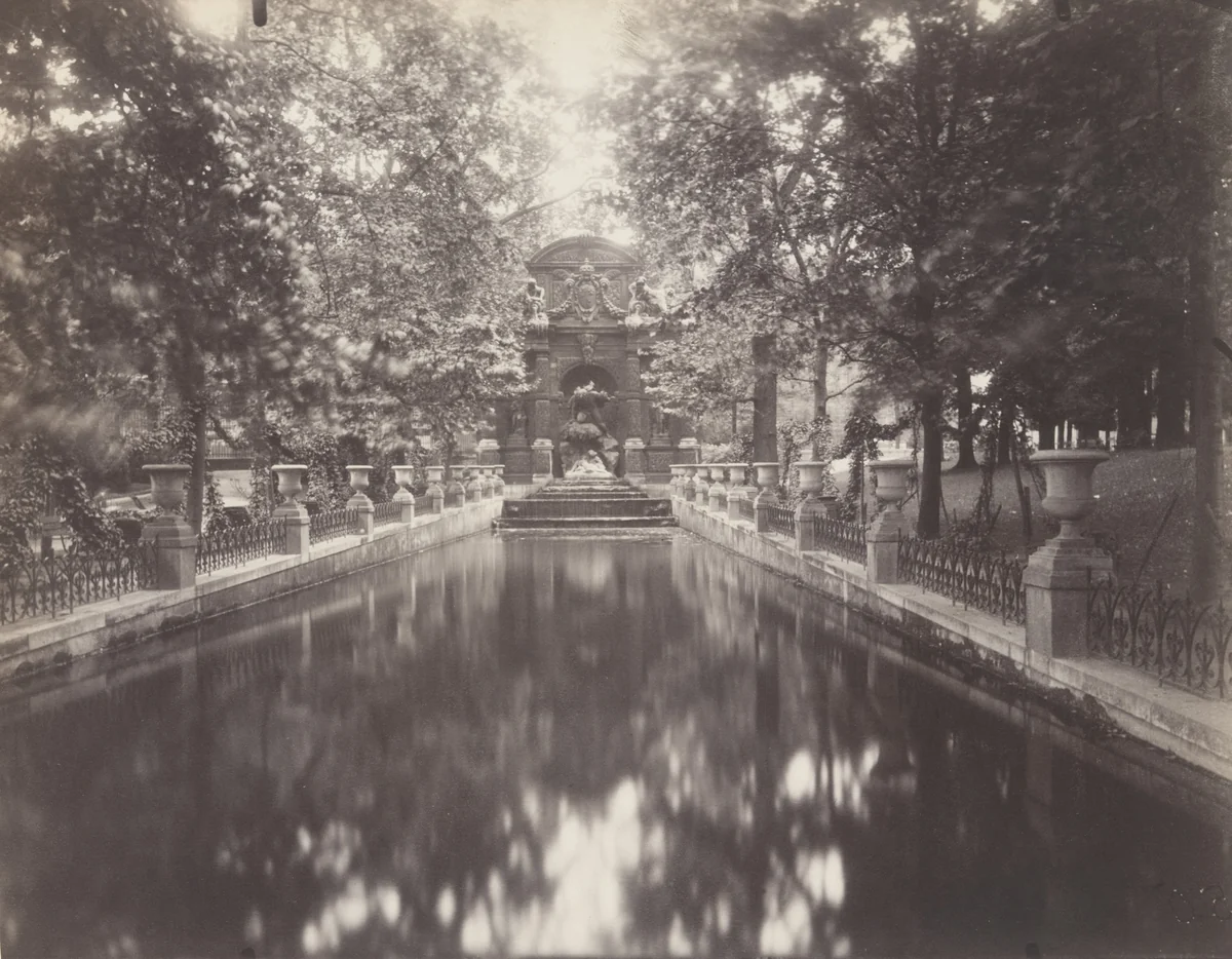 Luxembourg by Eugène Atget, photograph, 1923