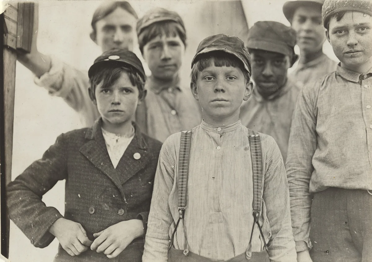 Doffers, Willingham Cotton Mill, Macon, Georgia by Lewis Wickes Hine, photograph, 1909