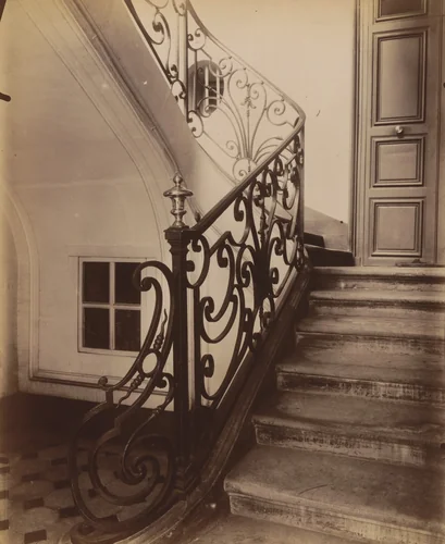 Escalier, 11 Quai d'Anjou by Eugène Atget, photograph, 1903