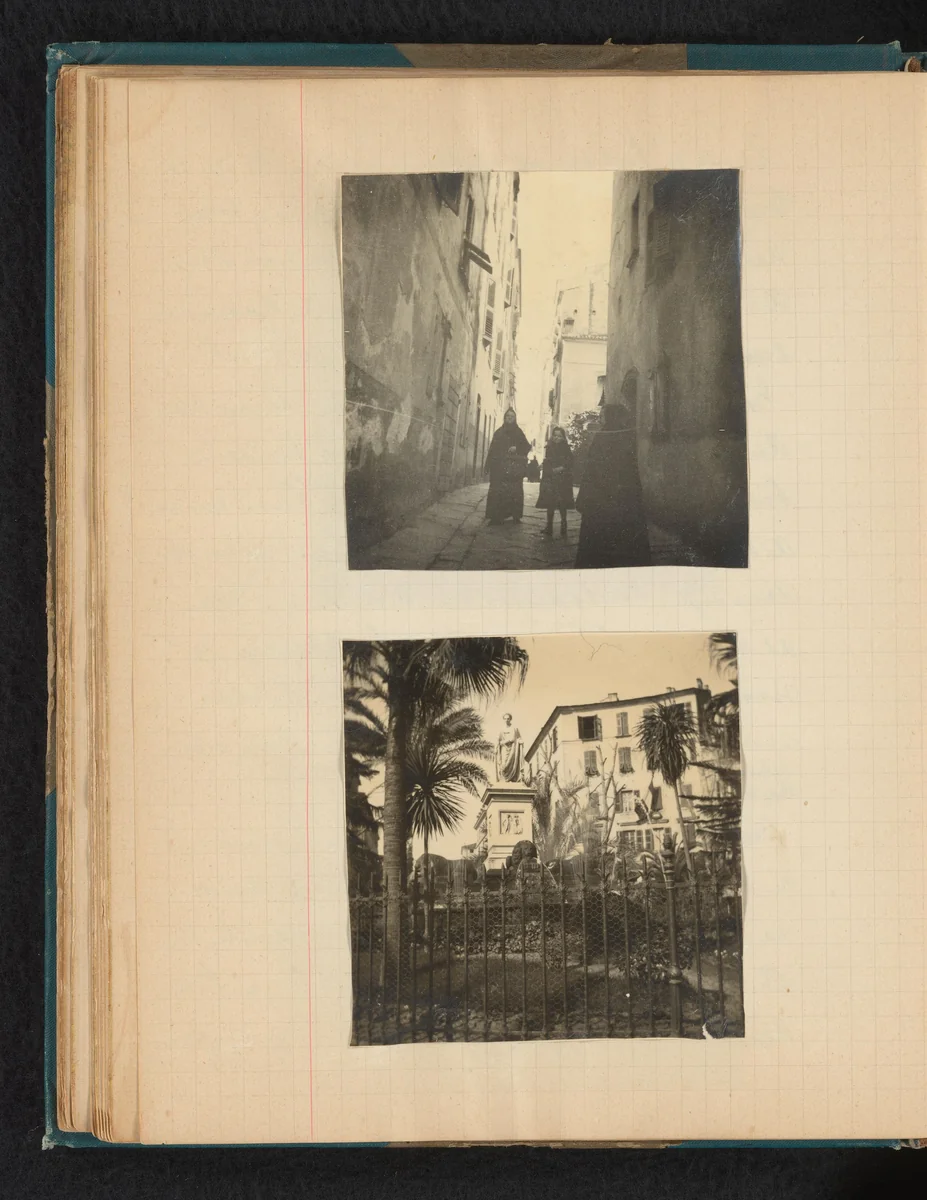 Straatgezichten van Rue Fesch en Piazza Foch met een standbeeld van Napoléon in Ajaccio, Corsica by Théodore van Lelyveld, book, 1902-1904