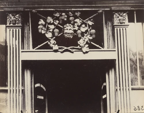 58 Rue Caumartin by Eugène Atget, photograph, 1913
