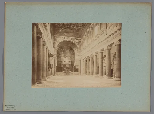 Interieur van de Santa Maria in Trastevere te Rome, Italië by anonymous, photograph, 1851-1900