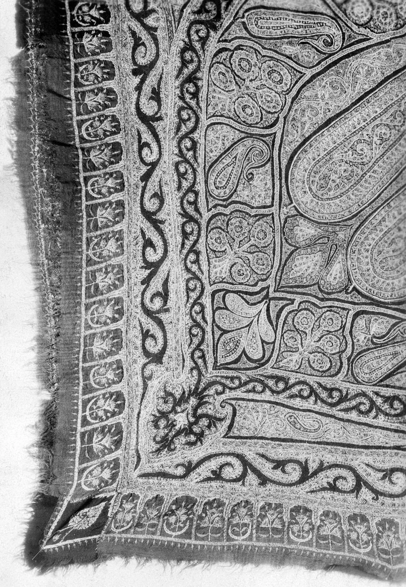 Shawl by Eastern India, textile, 1860-1869