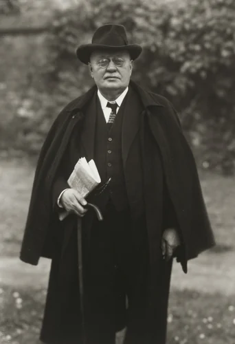 Publisher by August Sander, photograph, 1924