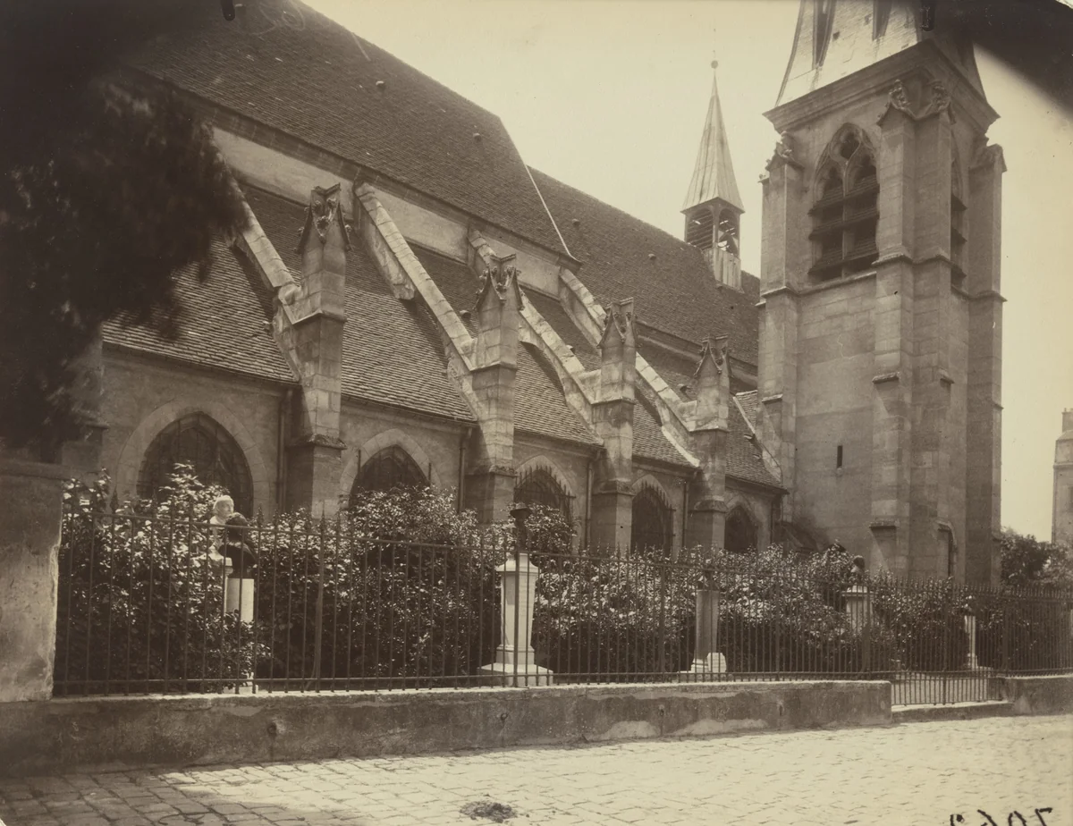 Église de Sceaux by Eugène Atget, photograph, 1924