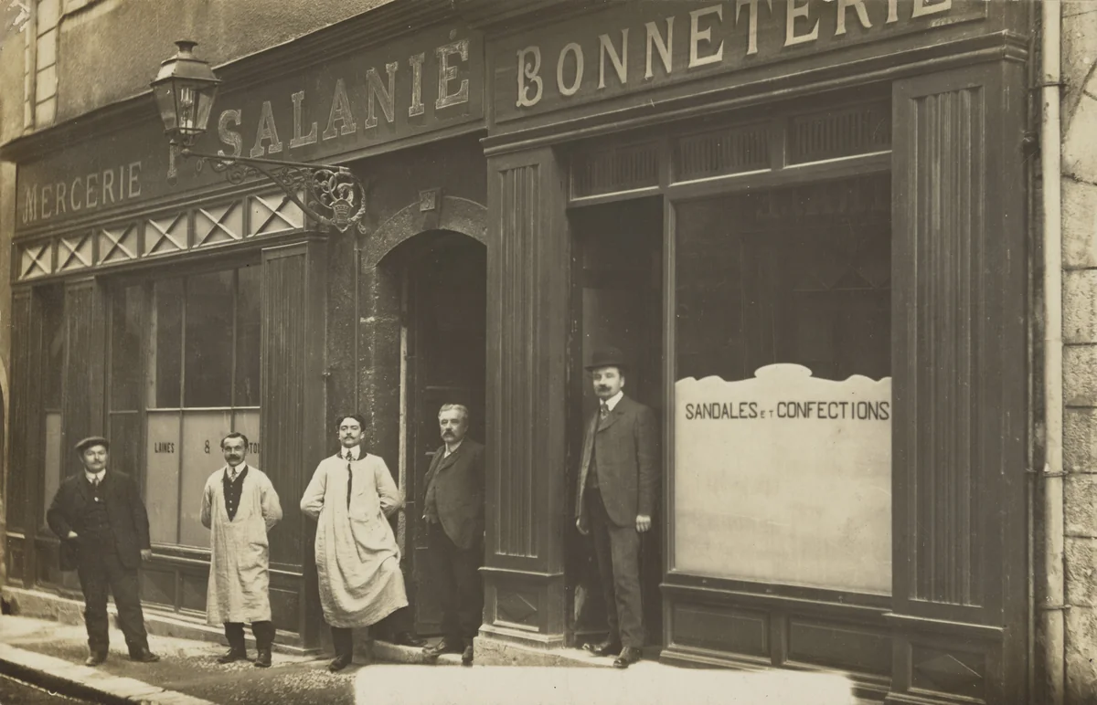 F. Salanié, Cahors by Unidentified Photographer, photograph, 1905