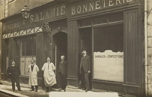 F. Salanié, Cahors by Unidentified Photographer, photograph, 1905