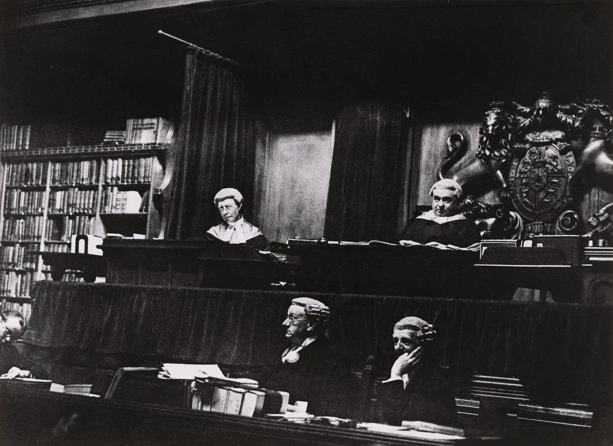 The High Court in London by Erich Salomon, photograph, 1931